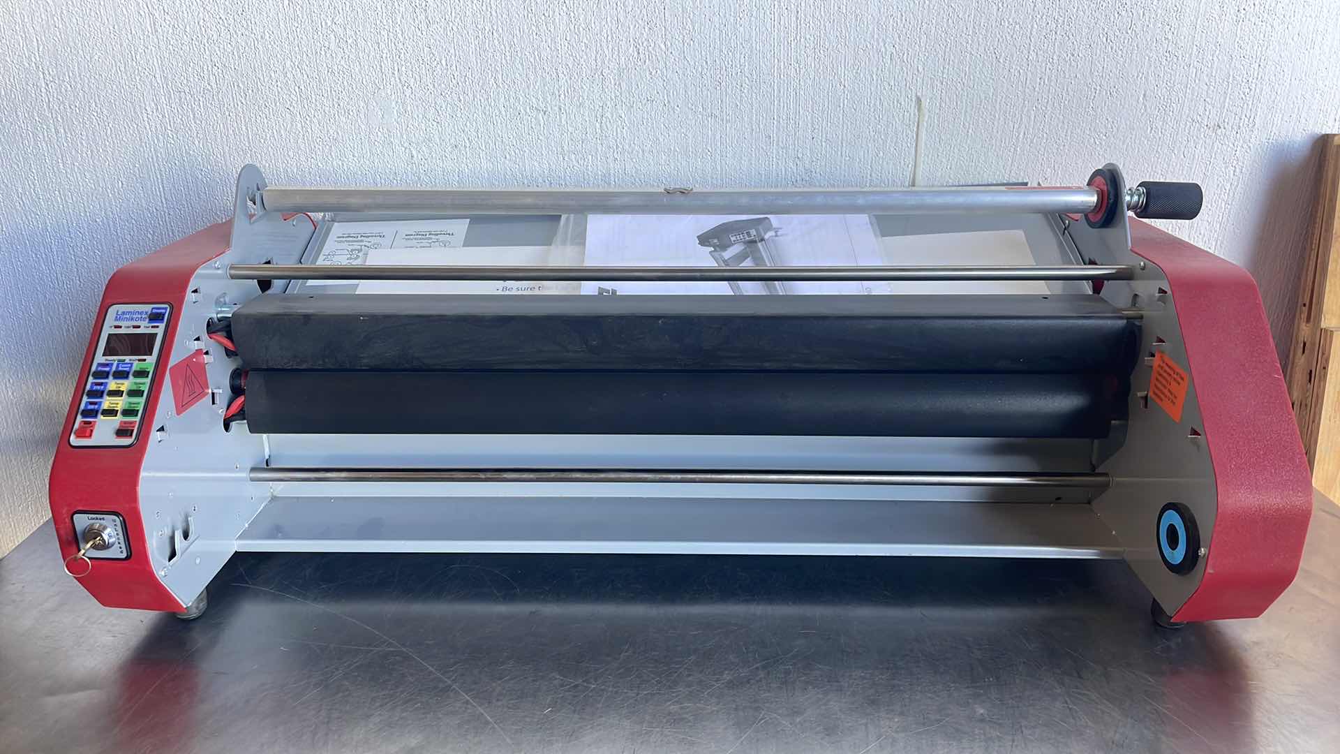 Photo 4 of D&K MINIKOTE 27" LAMINATOR