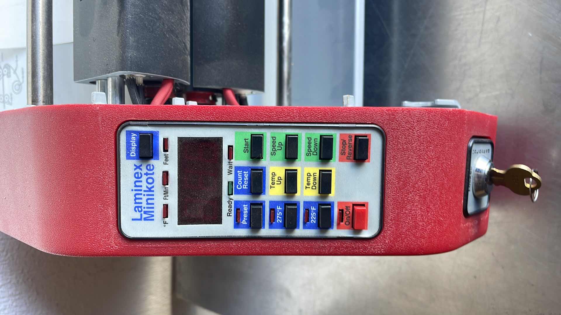 Photo 5 of D&K MINIKOTE 27" LAMINATOR