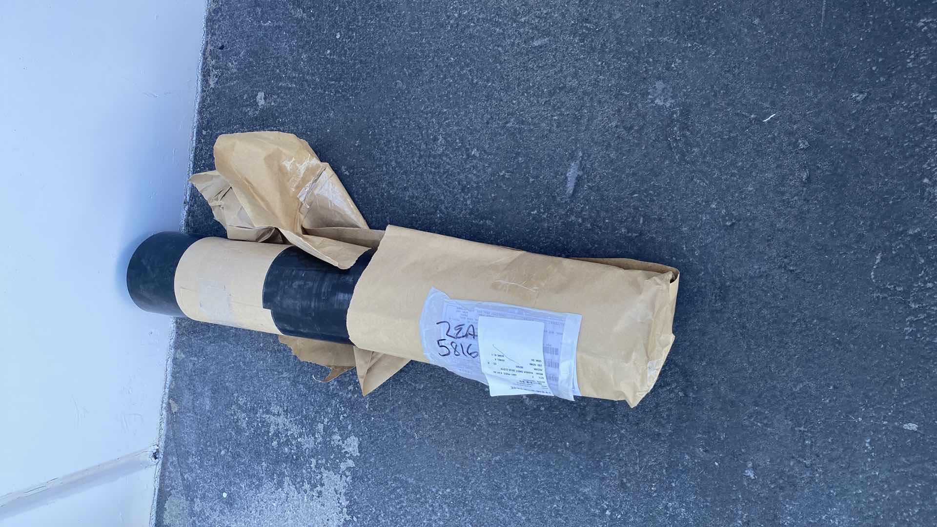 Photo 1 of RUBBER MAT APPROX 36" x 24" x 1/4”