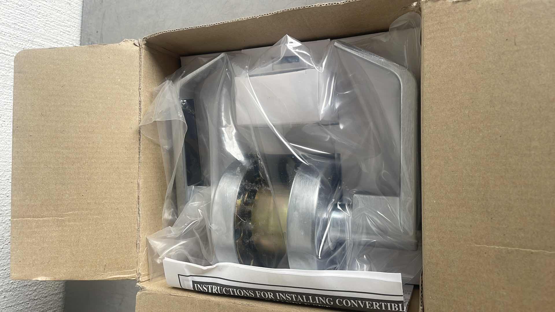 Photo 1 of ACCENTRA YALE
YALE AU4607LN ENTRY LEVER SCH C, SATIN CHROME/626