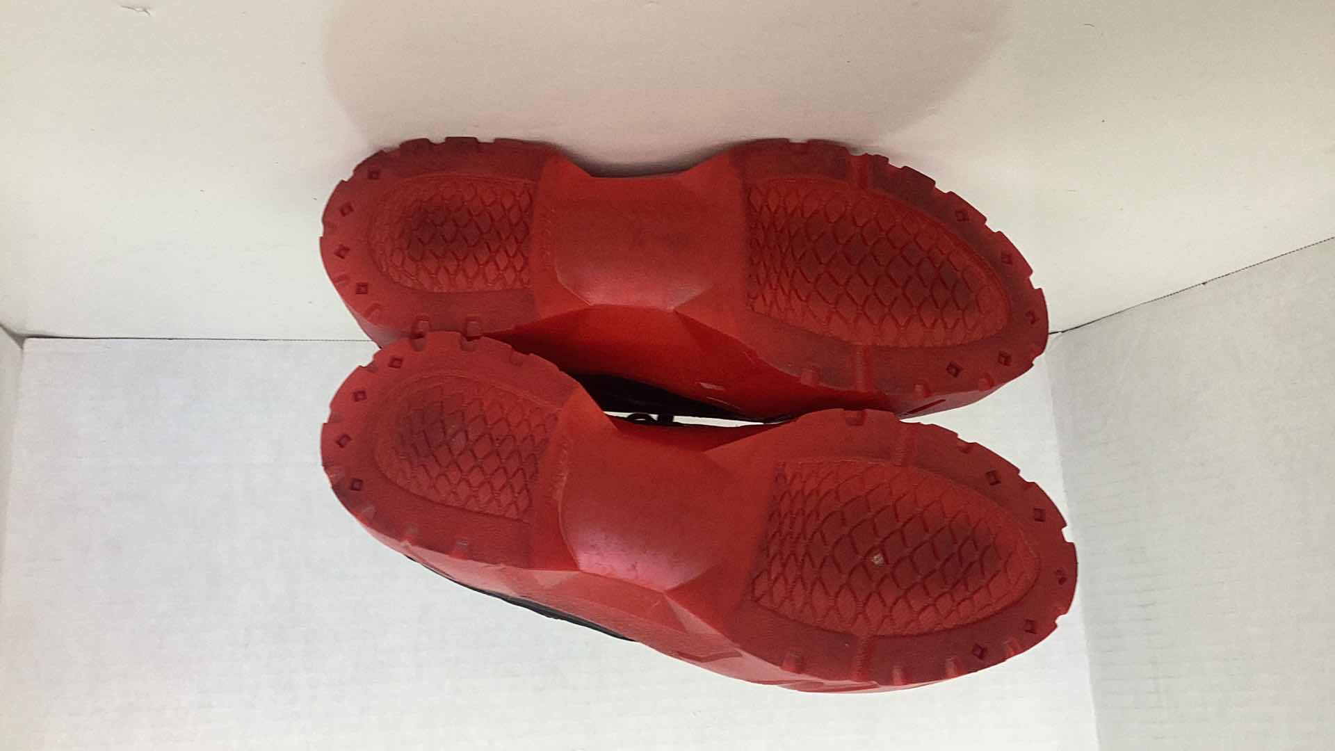 Photo 1 of REEBOK CARDI B CLUB C WOMENS SIZE 8.5 $190