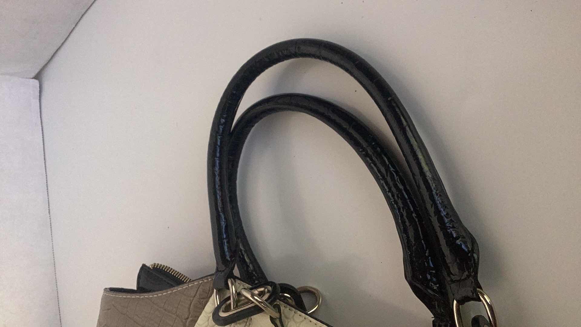 Photo 1 of GUESS TAN AND CREME ALLIGATOR EMBOSSED HAND BAG 18” X 10”