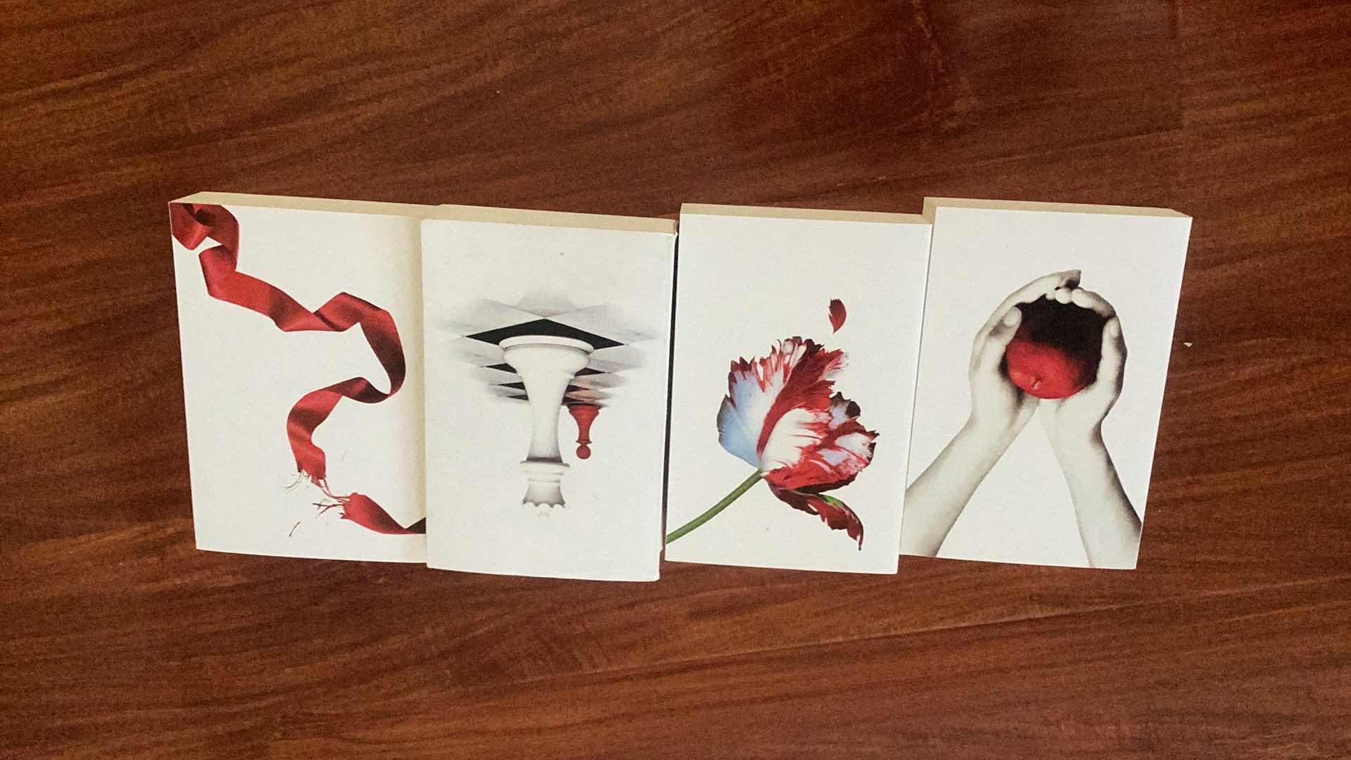 Photo 1 of FOUR TWILIGHT SET STEPHANIE MEYER’S BOOKS