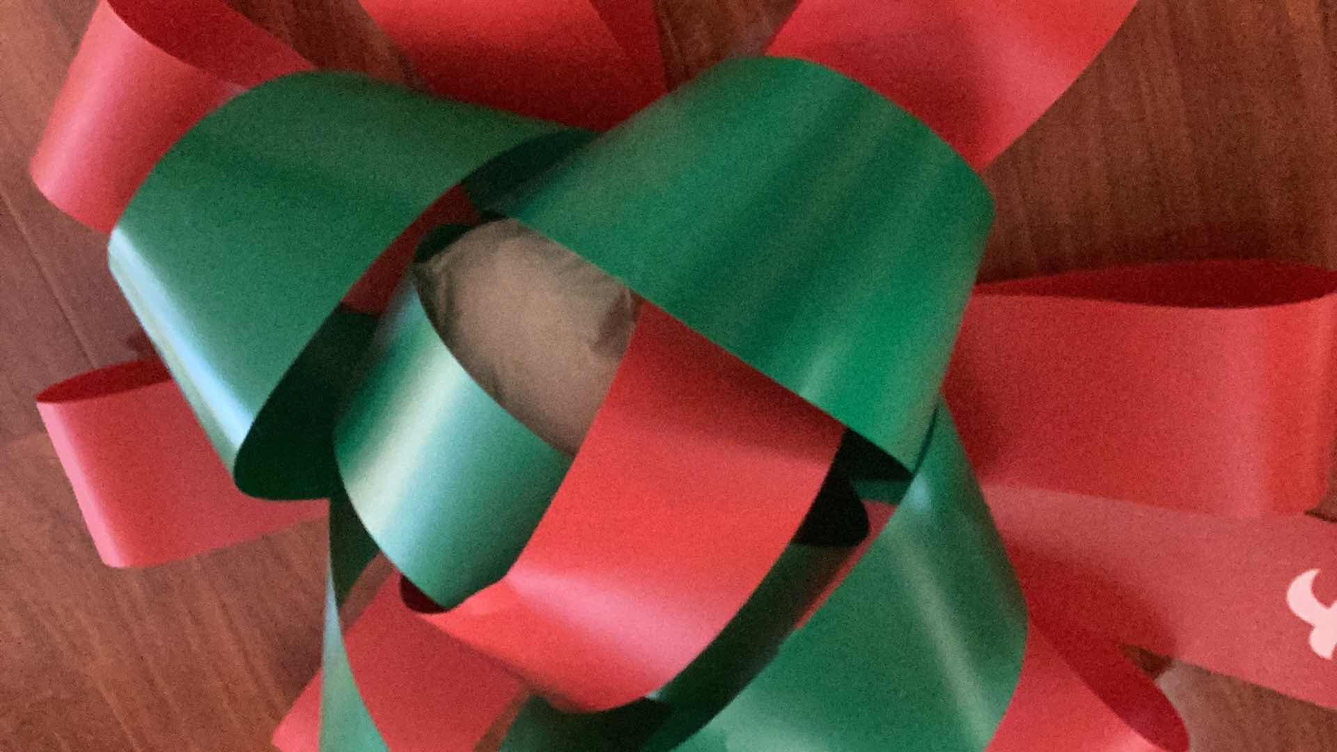 Photo 1 of LARGE CHRISTMAS DECORATION 26” X 46”