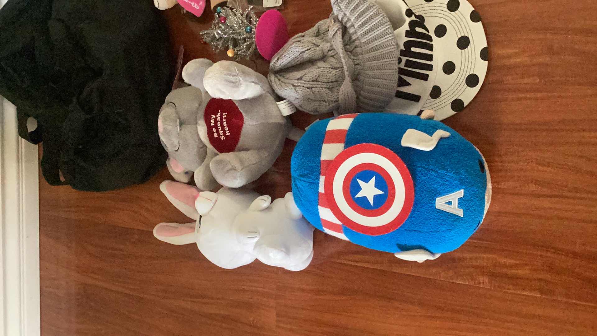 Photo 1 of CHILDREN’S ITEMS