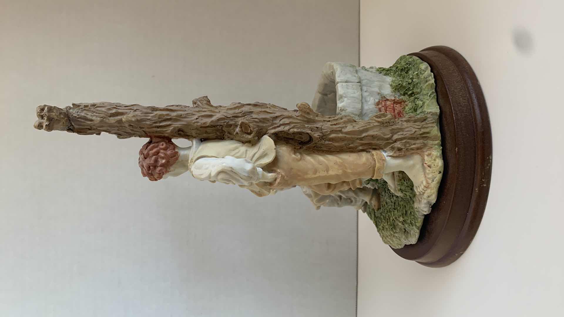 Photo 4 of DA VINCI COLLECTION CERAMIC BOY AND GIRL AT A WELL STATUE