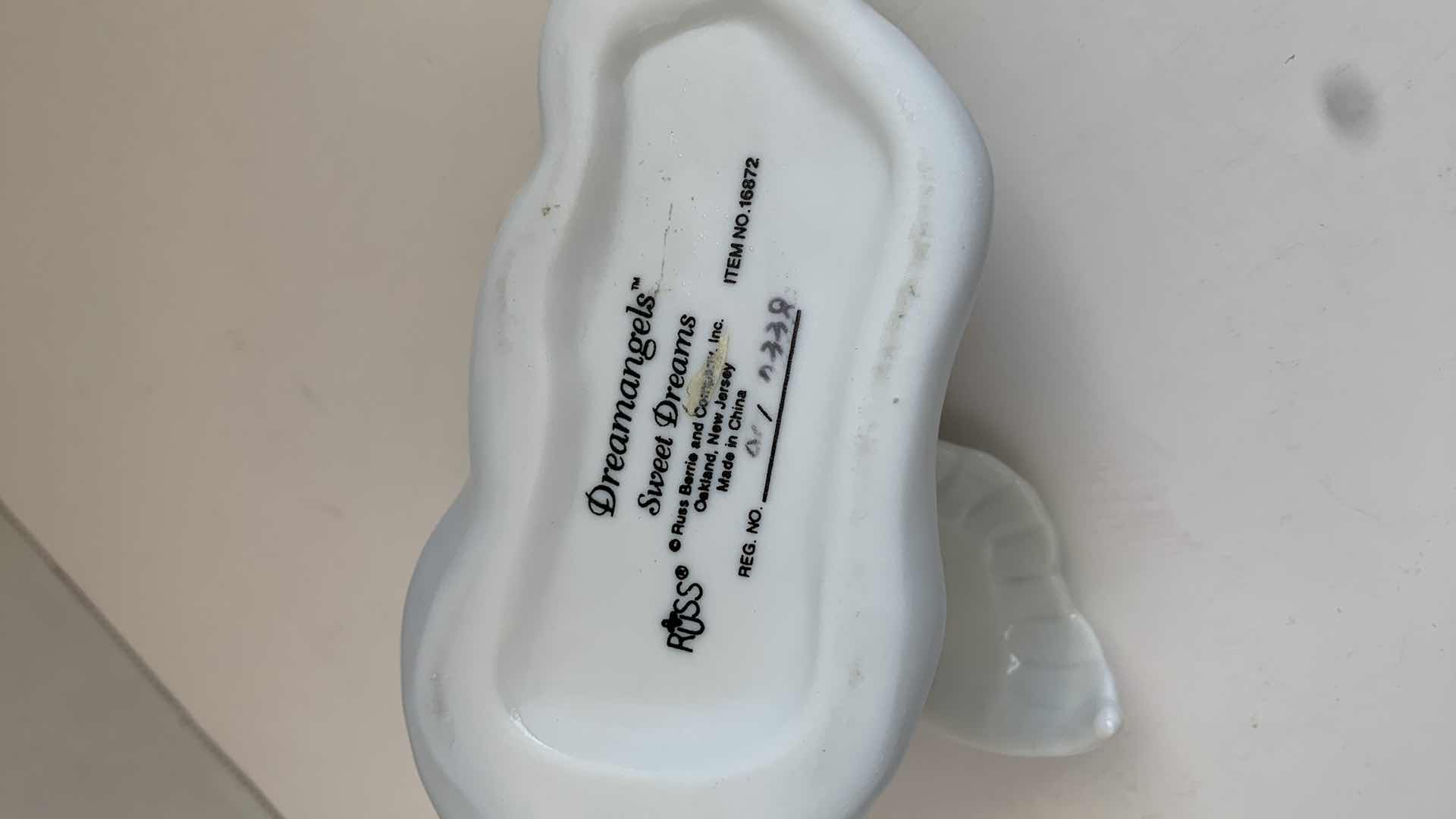 Photo 1 of RUSS VINTAGE DREAMANGELS SWEET DREAMS STATUE