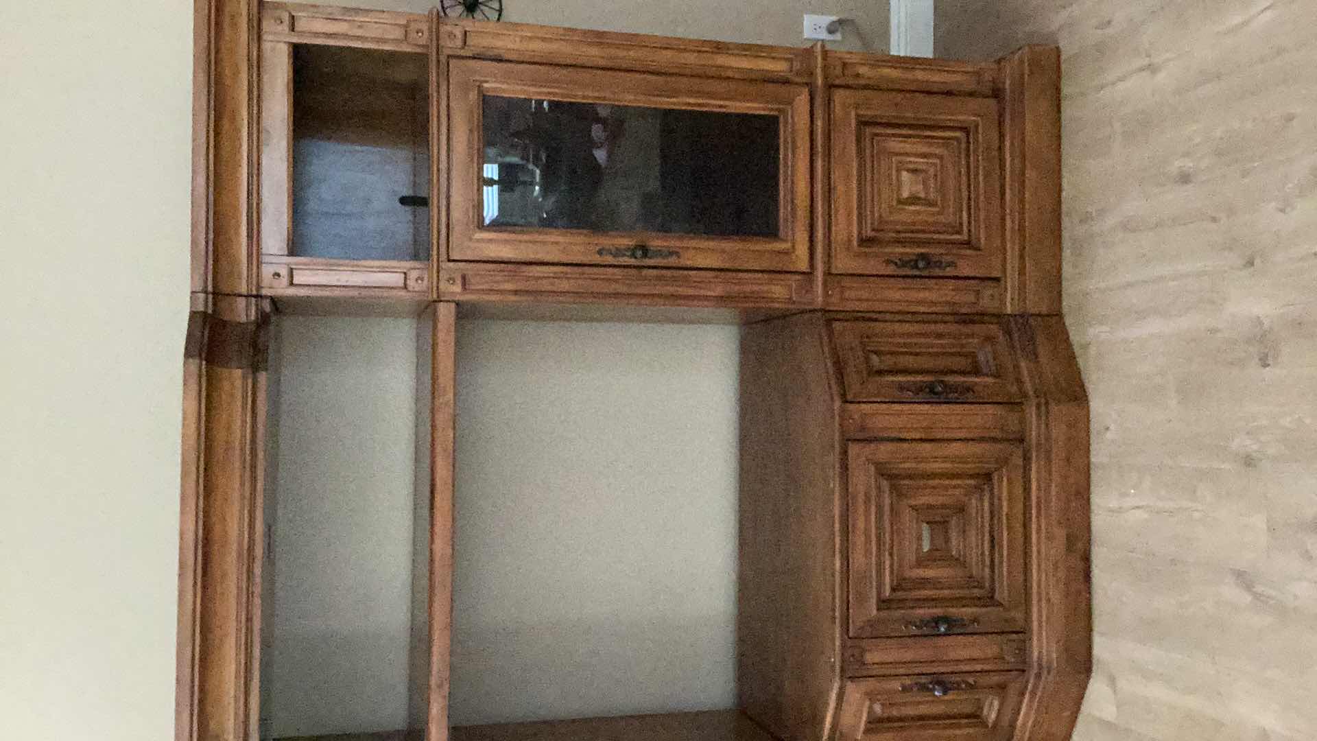 Photo 1 of ENTERTAINMENT CENTER