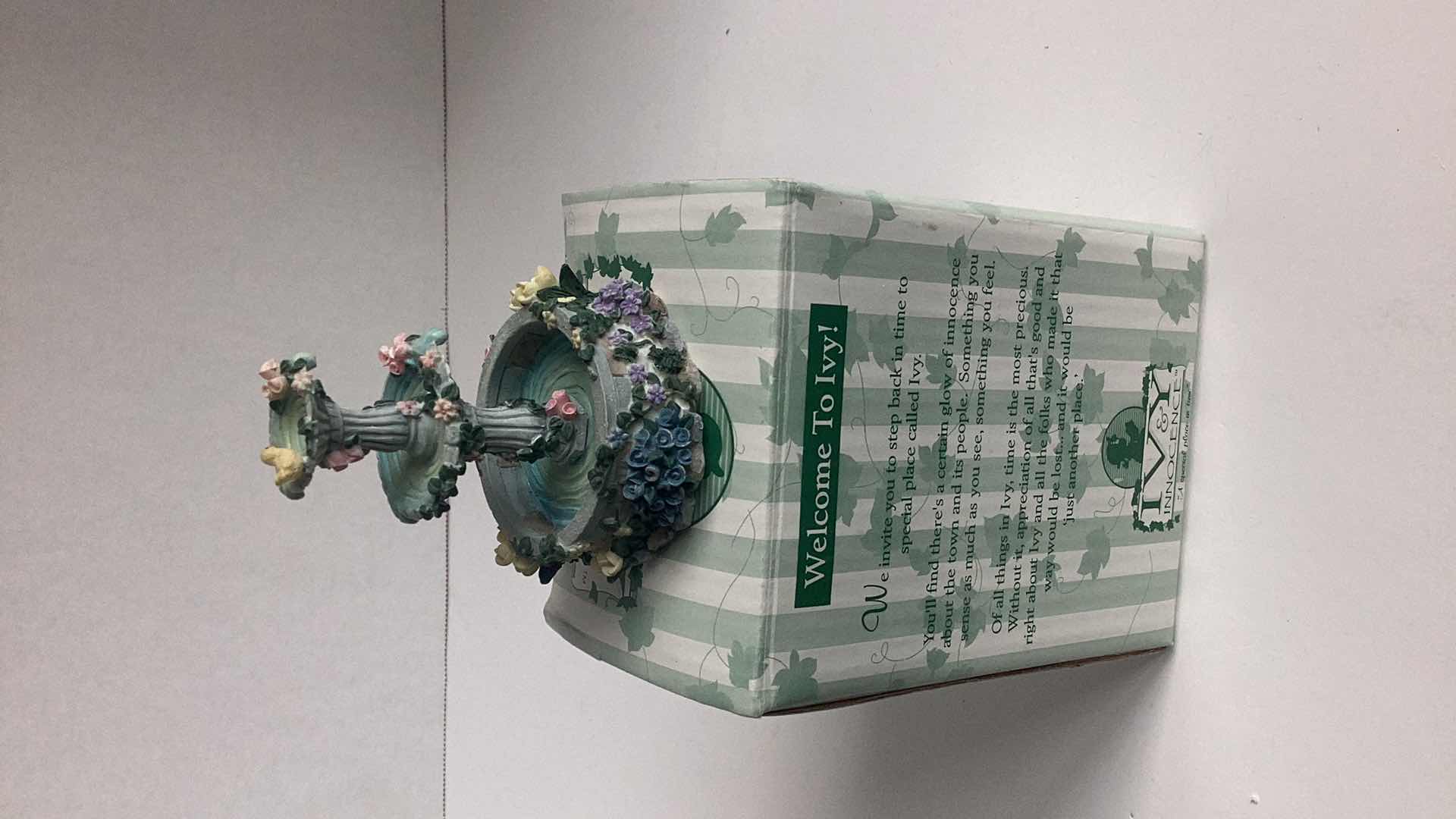 Photo 1 of IVY & INNOCENCE 05200 THE SPARKLING FOUNTAIN ( REG # 1A/5468)