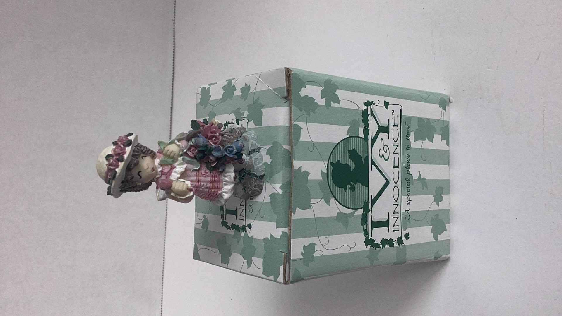 Photo 1 of IVY & INNOCENCE 05242 ELIZABETH KNIGHT (REG # 1A/5496)