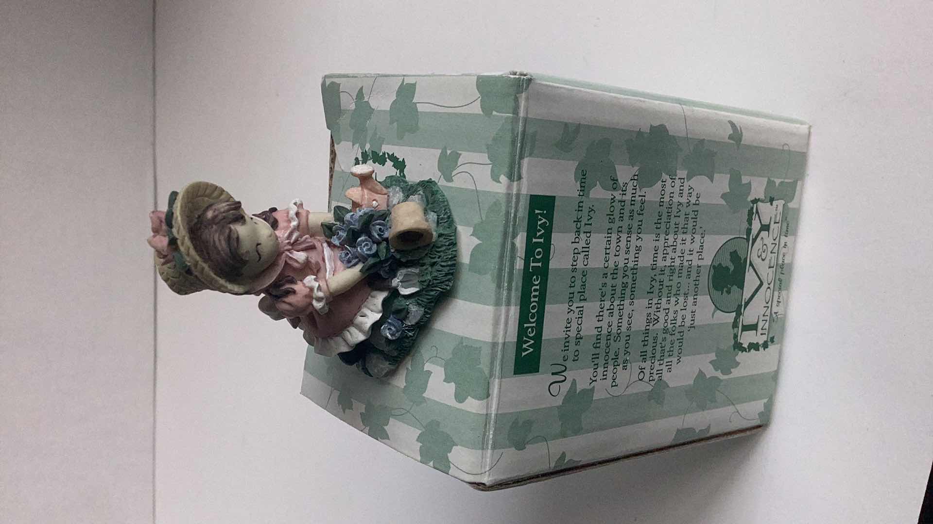 Photo 1 of IVY & INNOCENCE 05123 KATIE JAYNE TUCKER ( REG # 1A/9652)