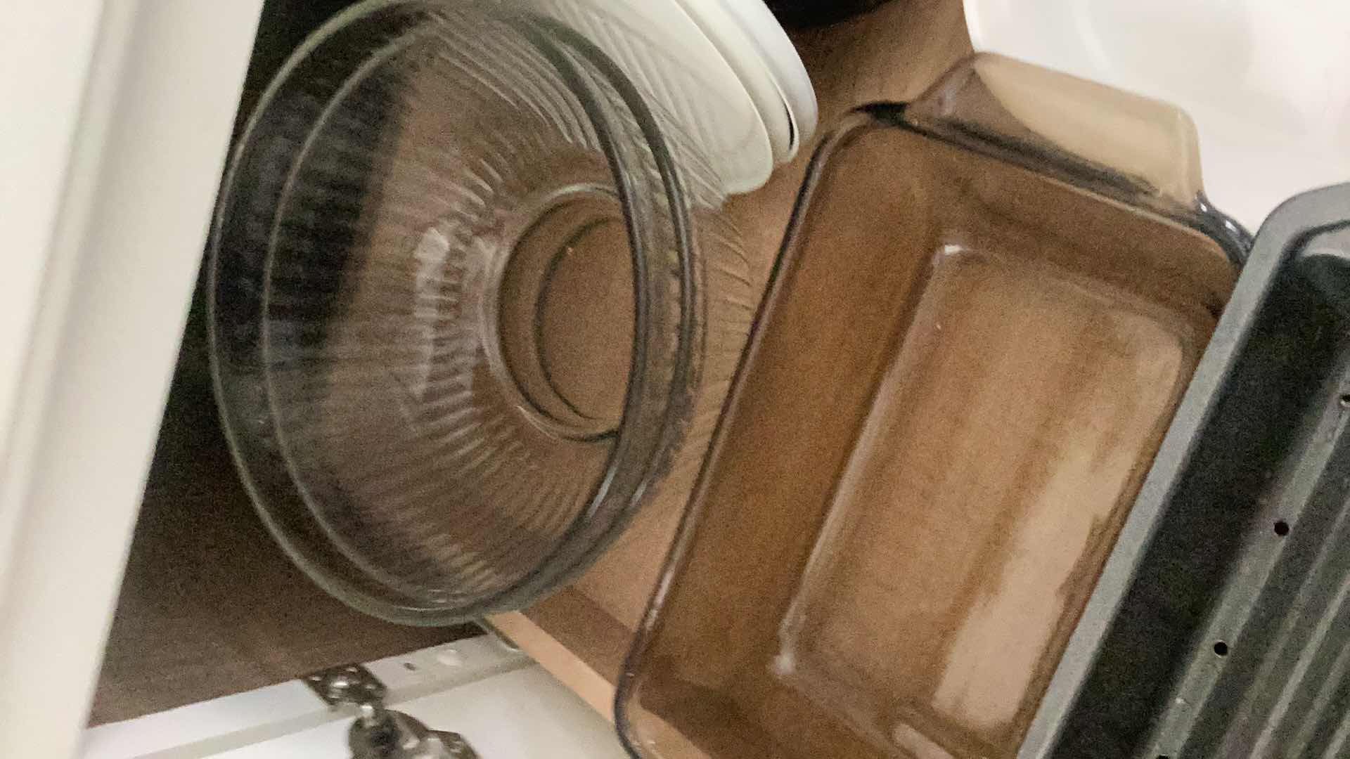 Photo 1 of CONTENTS OF SHELF