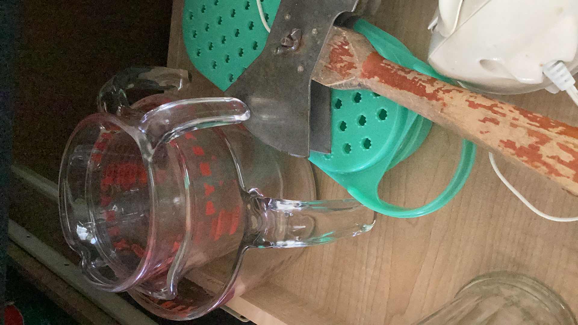 Photo 1 of CONTENTS OF DRAWER