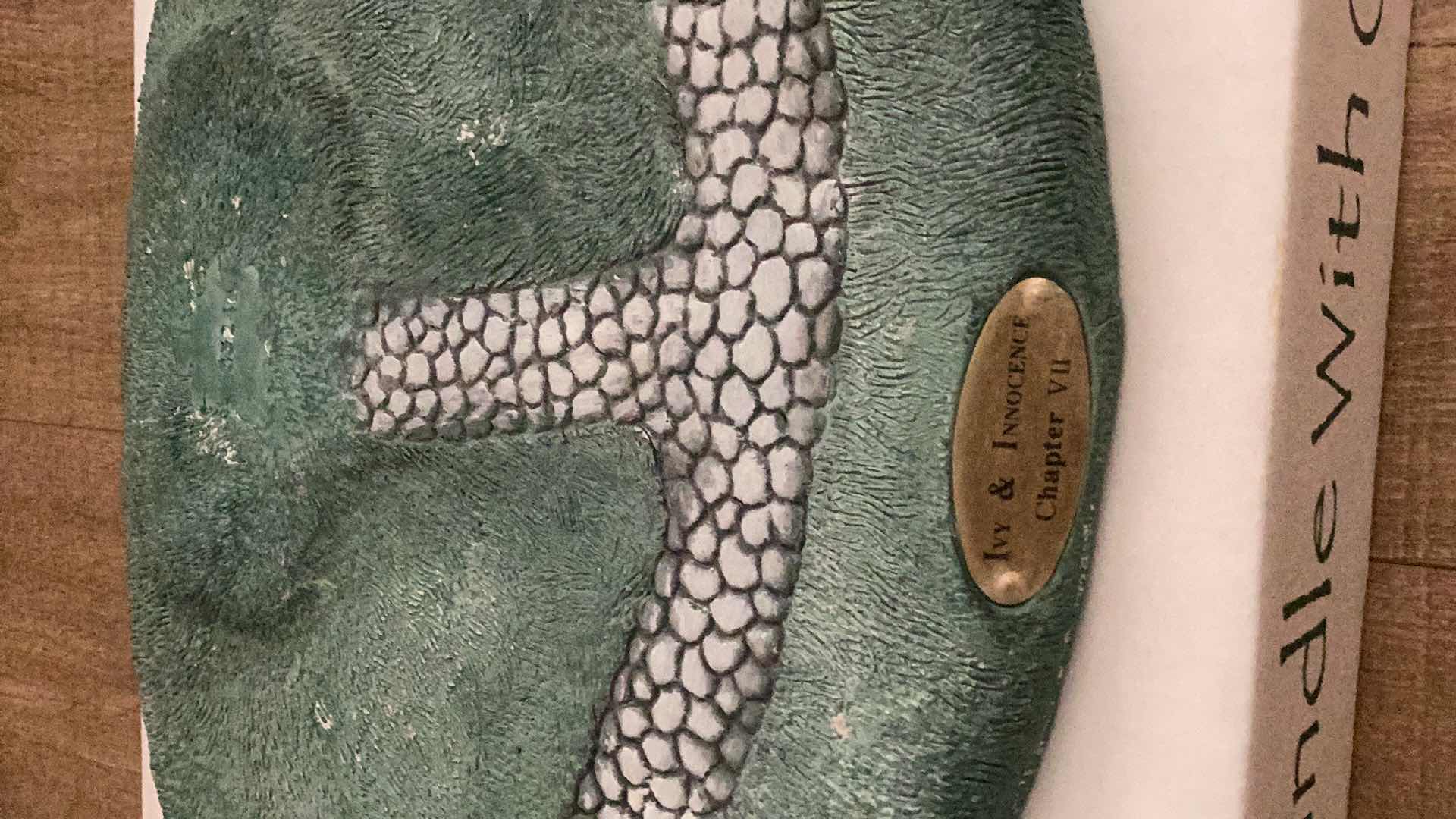 Photo 1 of IVY AND PEPPER INNOCENCE DISPLAY STAND CHAPTER VII