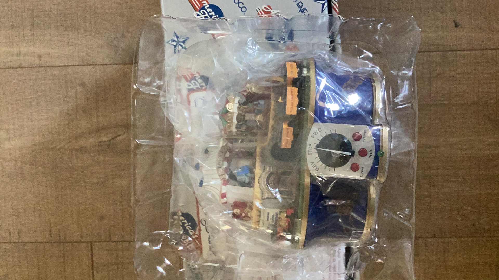 Photo 1 of LIONEL BANK AND CIRCUS MOUNTAIN RAILROAD ORNAMENT