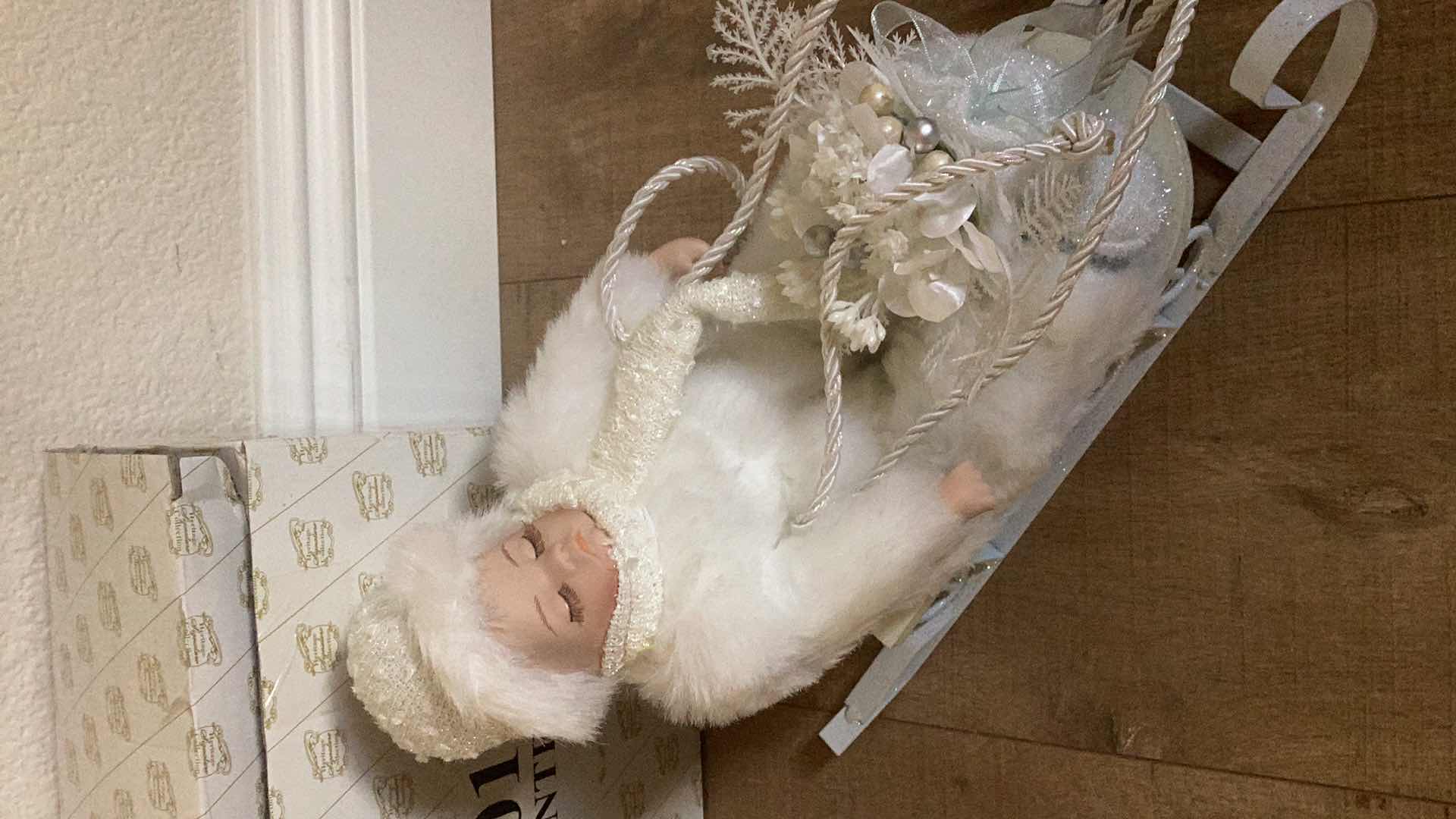 Photo 1 of HERITAGE SIGNATURE COLLECTION WINTER BABY