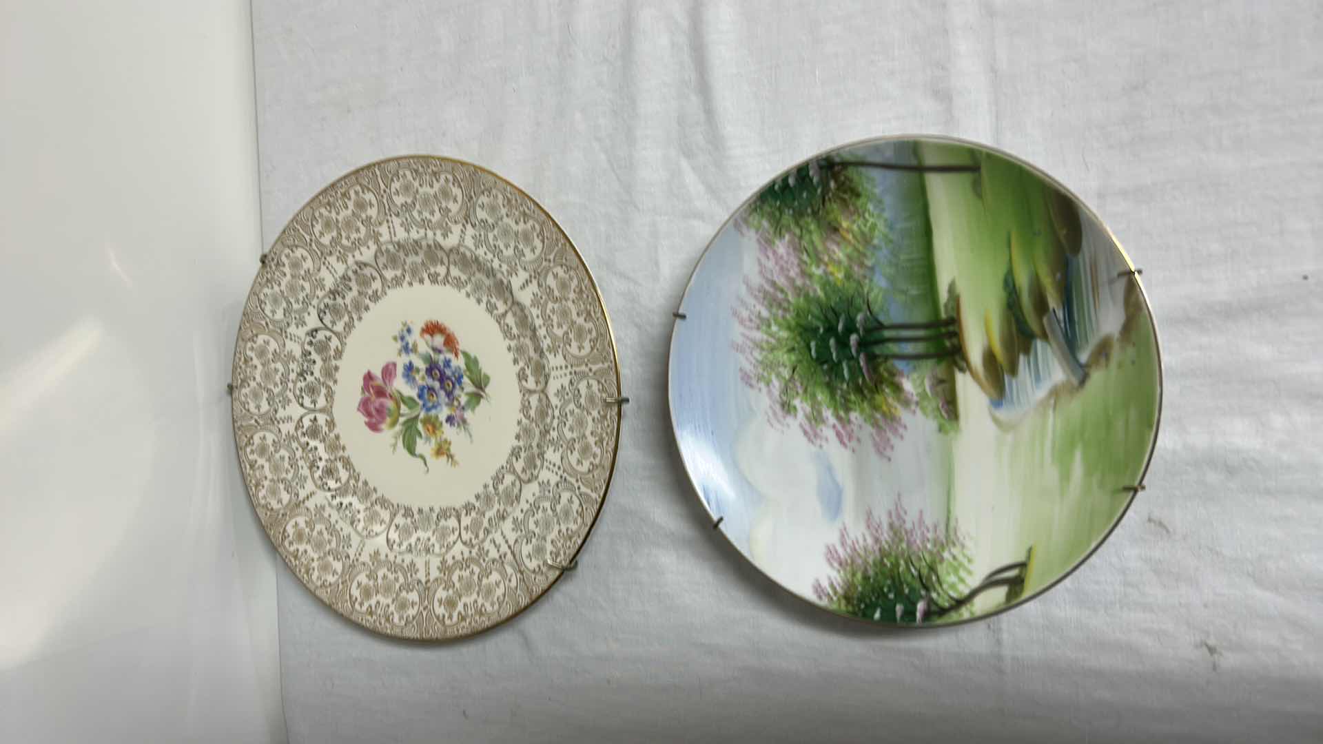 Photo 4 of KITCHEN DECOR - PORCELAIN AND GLASS ASSORTMENT