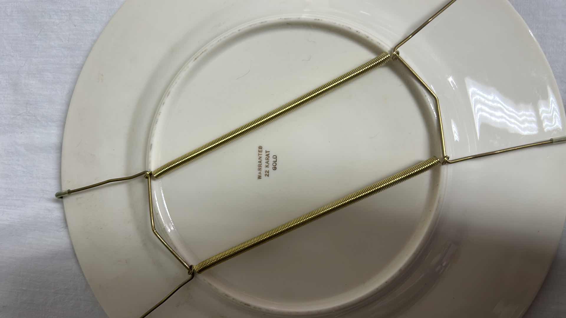 Photo 6 of KITCHEN DECOR - PORCELAIN AND GLASS ASSORTMENT