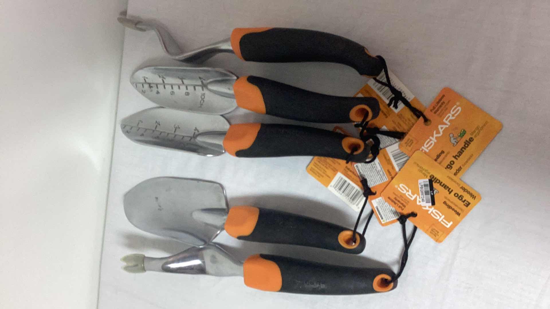 Photo 1 of FISKARS GARDEN TOOLS