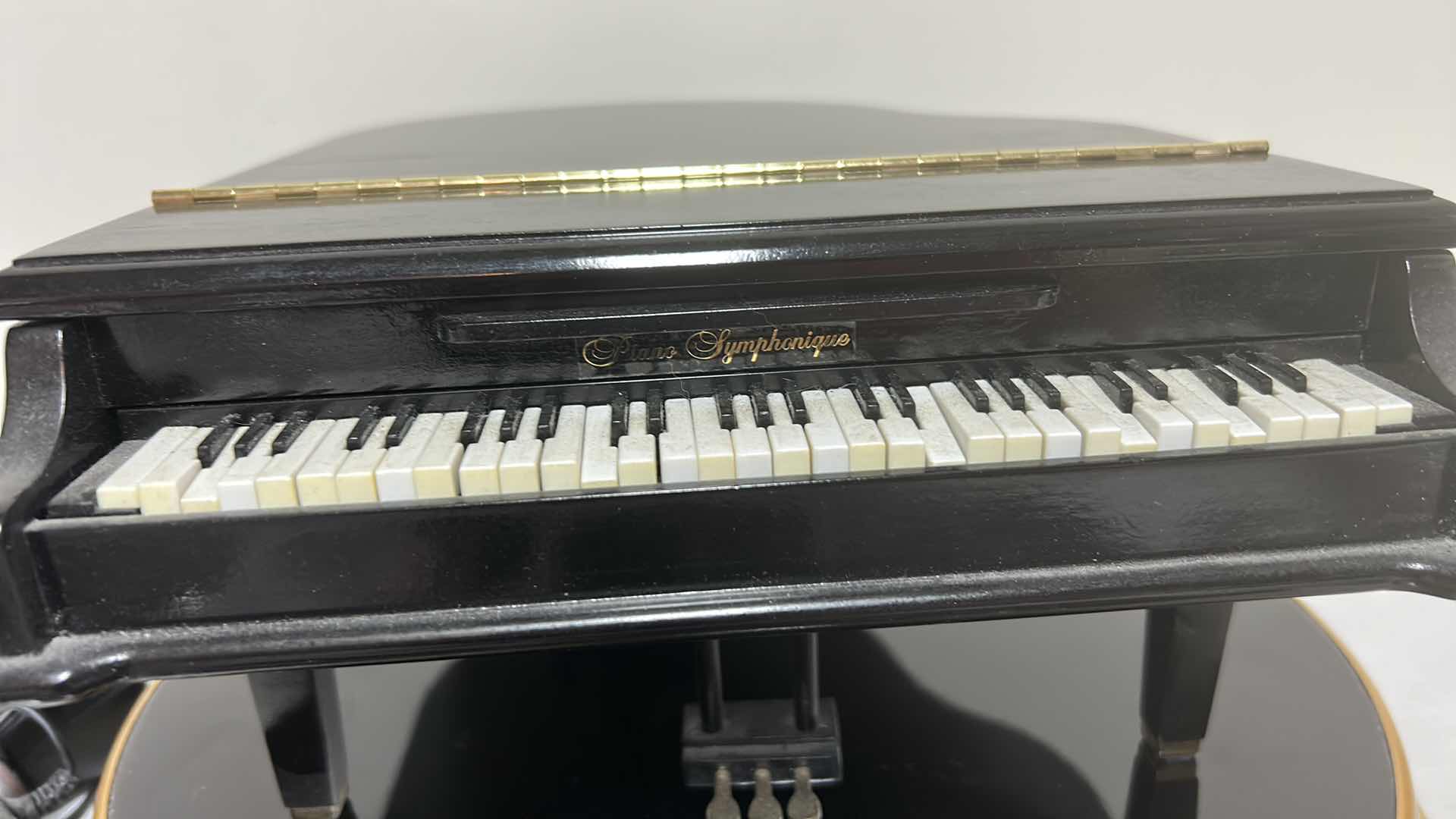 Photo 1 of MINI GRAND PLAYER PIANO WITH 10 SONGS (WORKS BEAUTIFULLY)