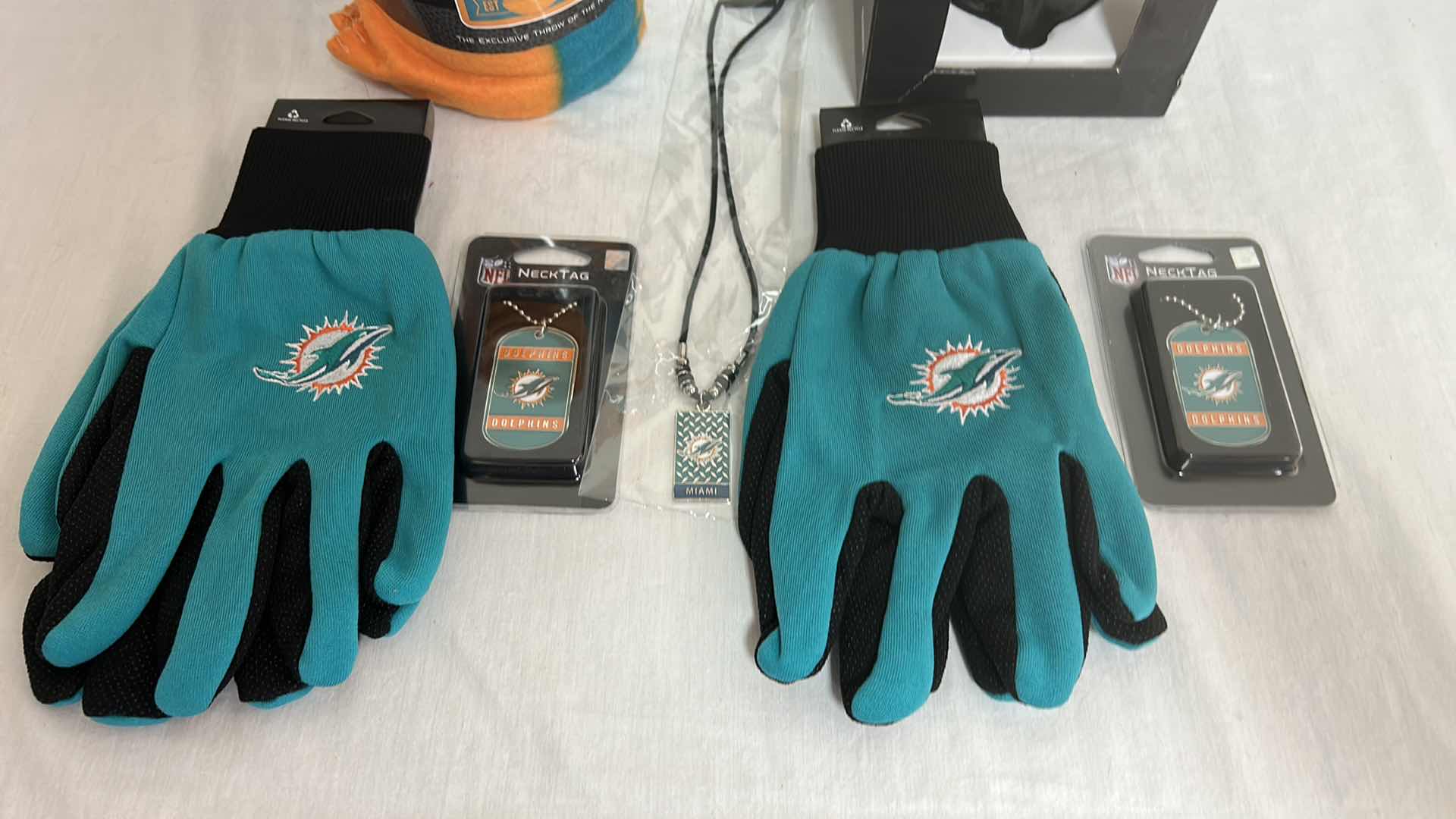 Photo 1 of NFL FAN GEAR DOLPHINS
