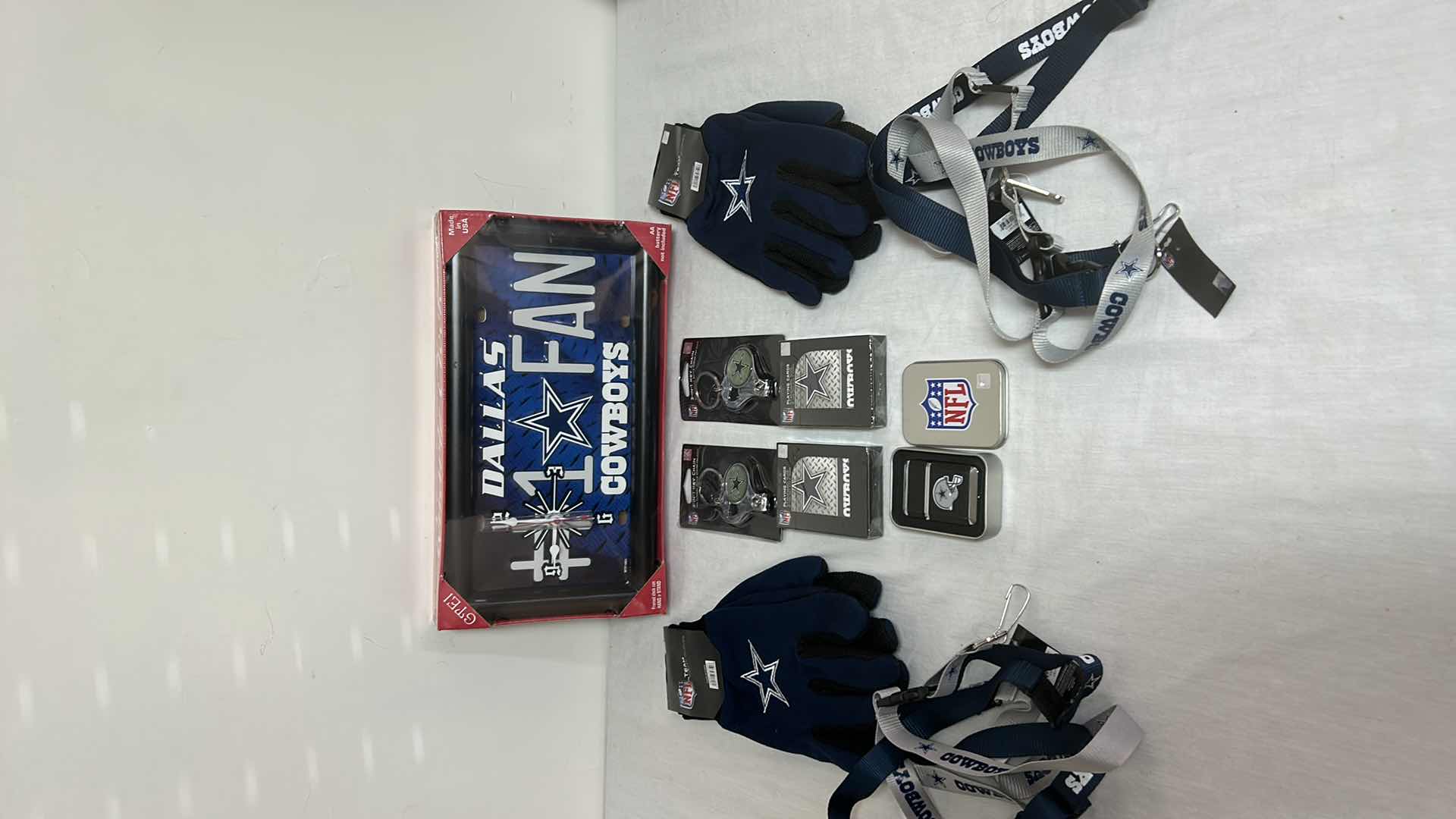 Photo 1 of NFL FAN GEAR COWBOYS