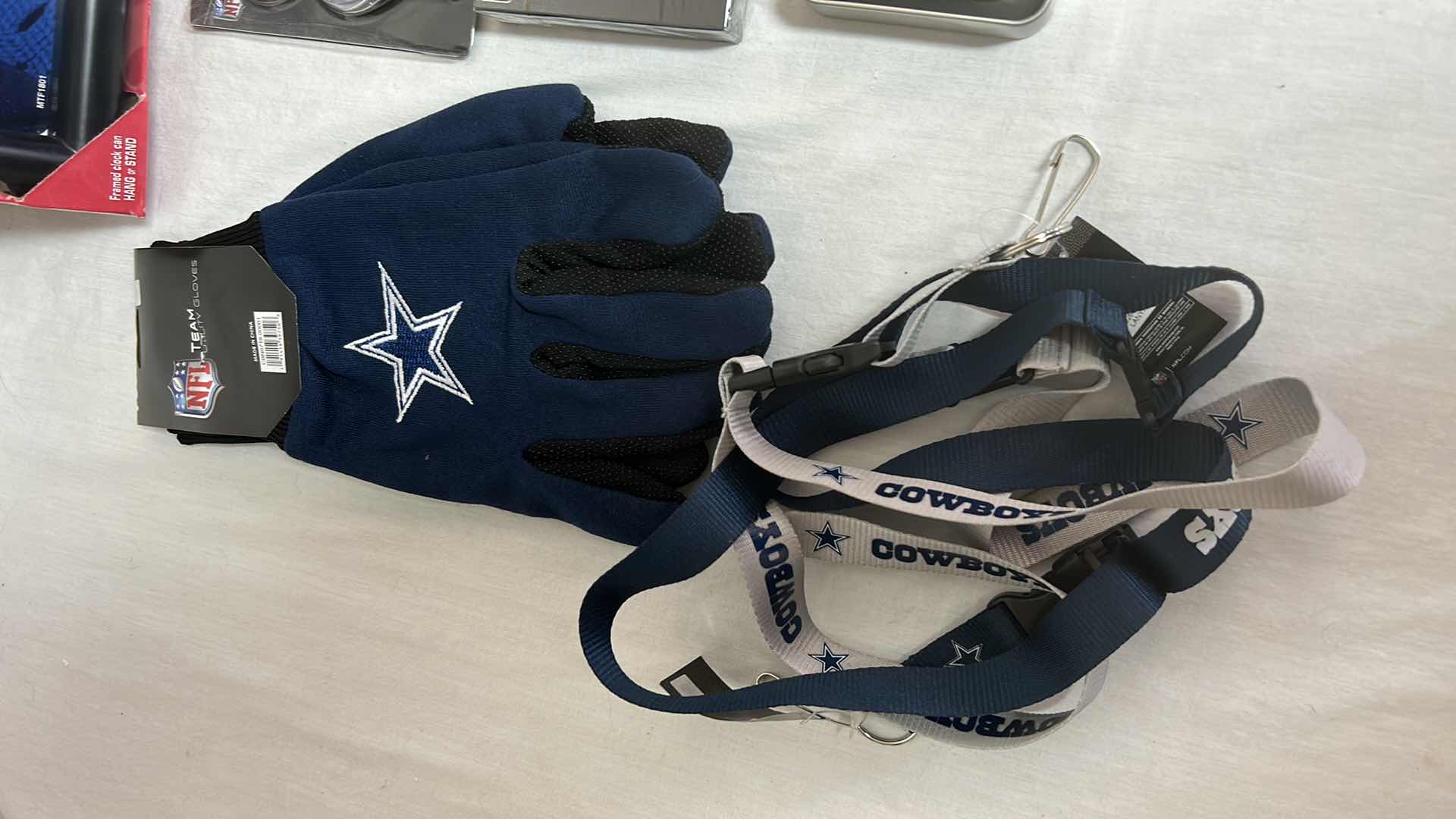 Photo 1 of NFL FAN GEAR COWBOYS