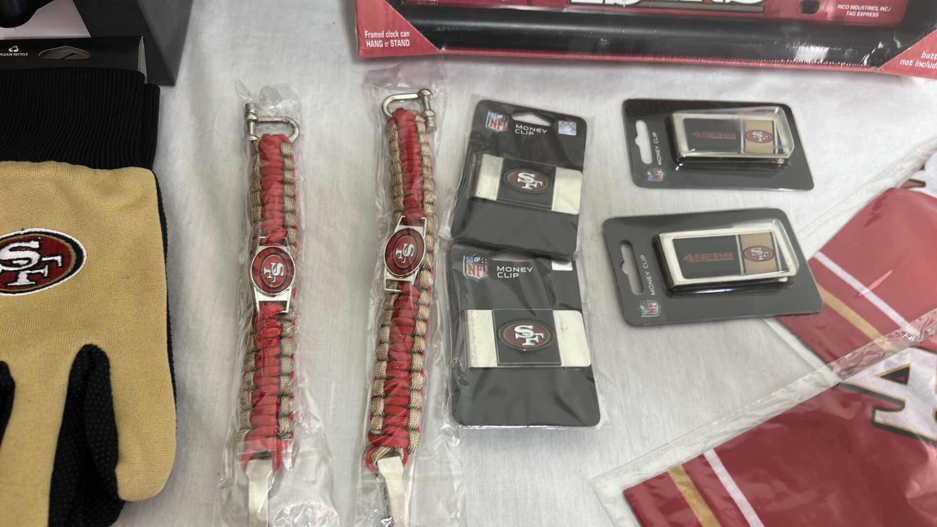 Photo 1 of NFL FAN GEAR 49'ERS