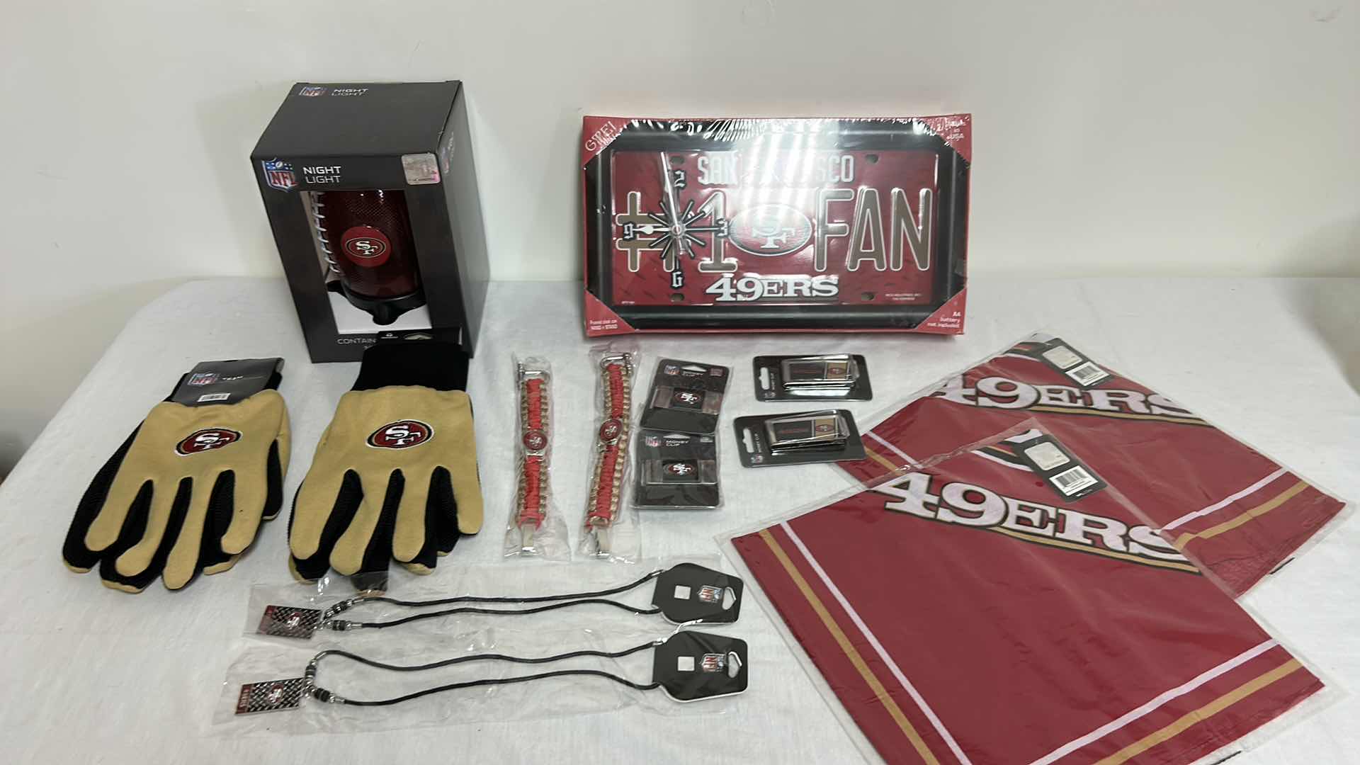 Photo 1 of NFL FAN GEAR 49'ERS