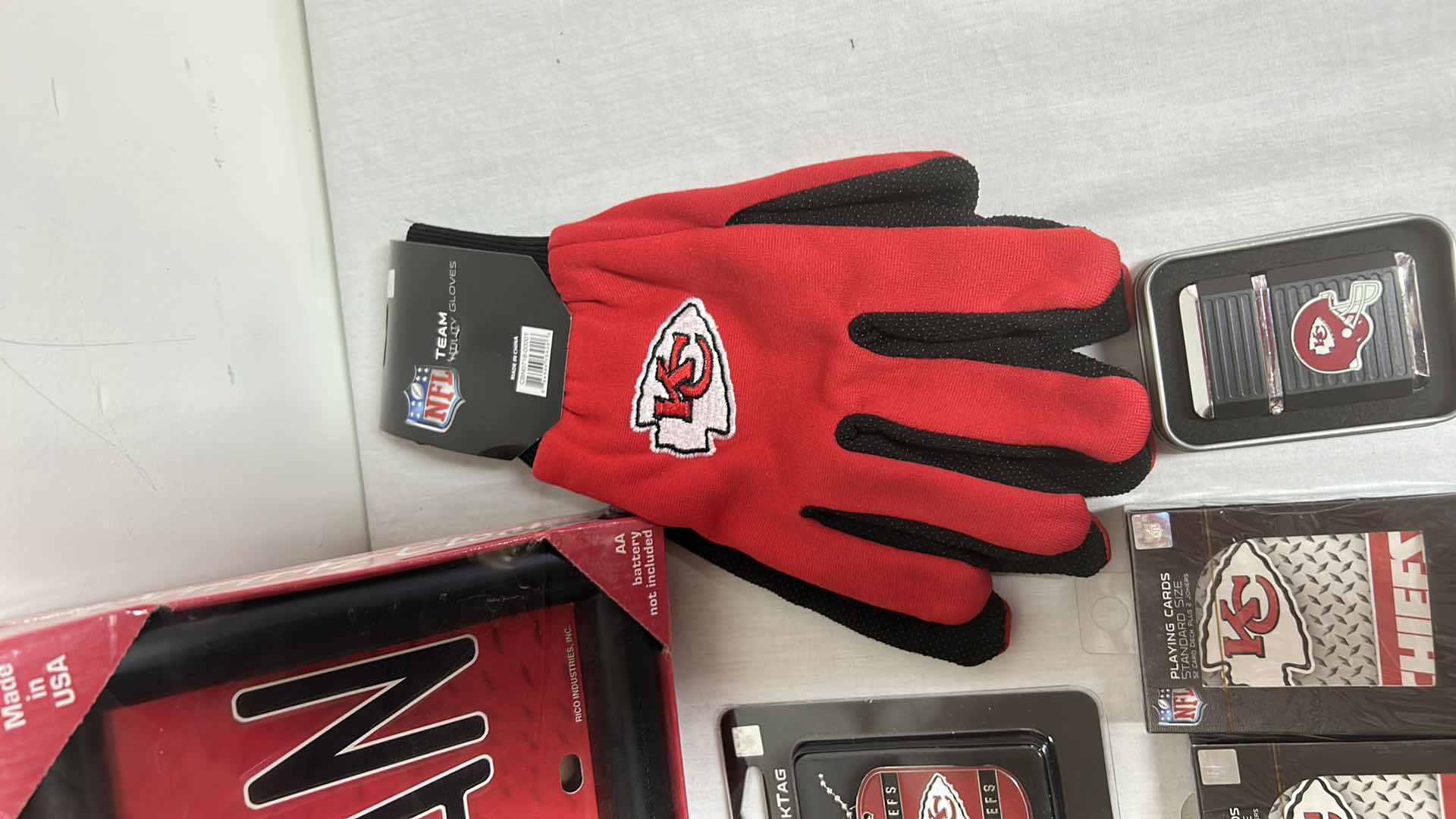 Photo 1 of NFL FAN GEAR CHIEFS