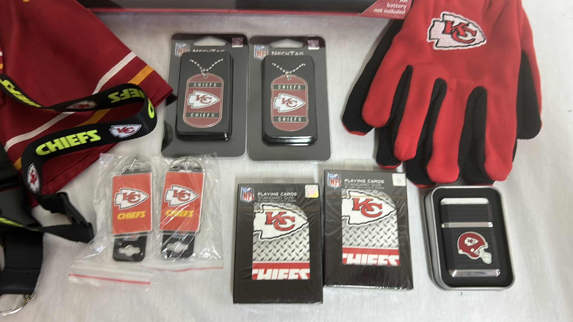 Photo 1 of NFL FAN GEAR CHIEFS
