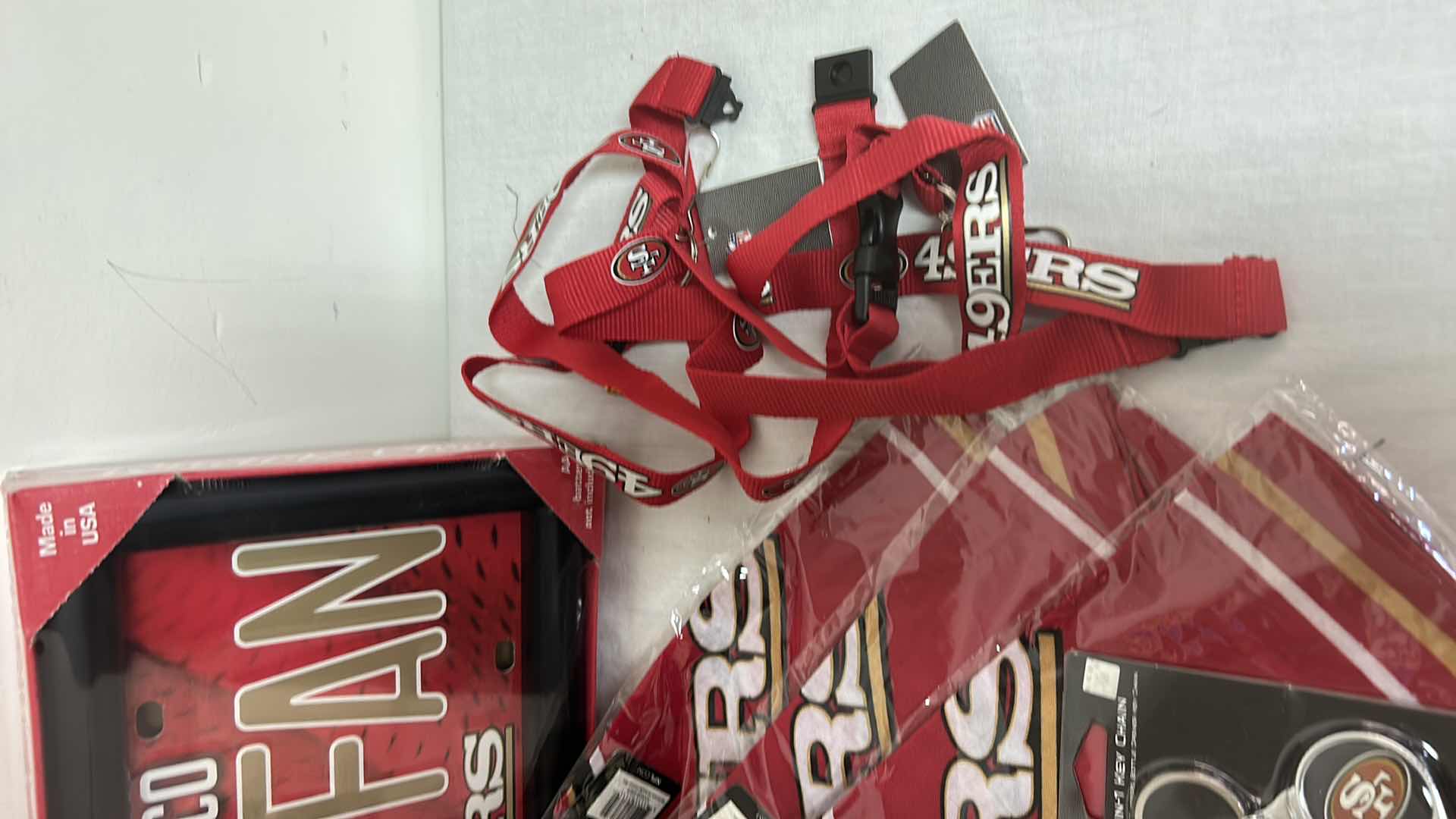 Photo 1 of NFL FAN GEAR 49'ERS