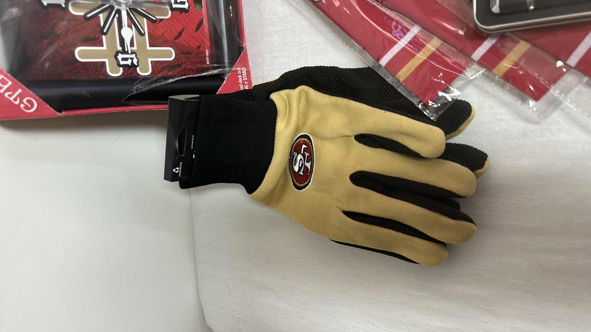 Photo 1 of NFL FAN GEAR 49'ERS