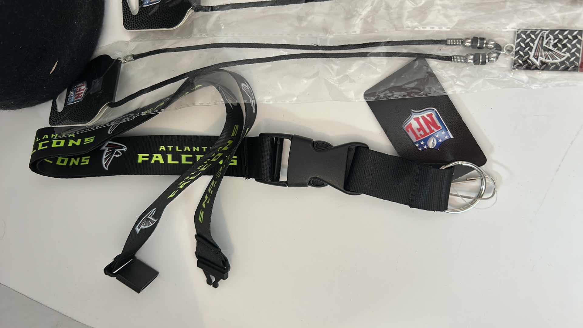 Photo 1 of NFL FAN GEAR ASSORTMENT - Atlanta Falcons