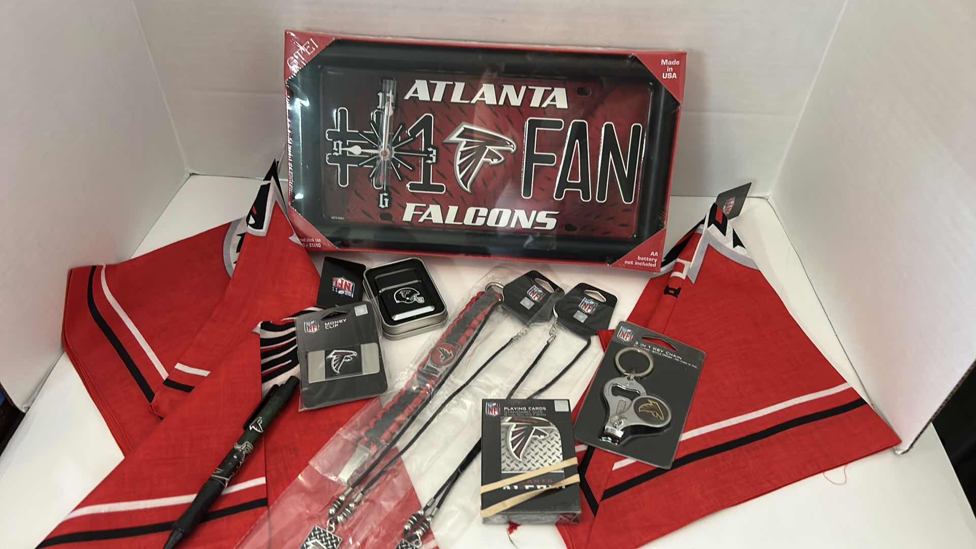 Photo 1 of NFL FAN GEAR FALCONS