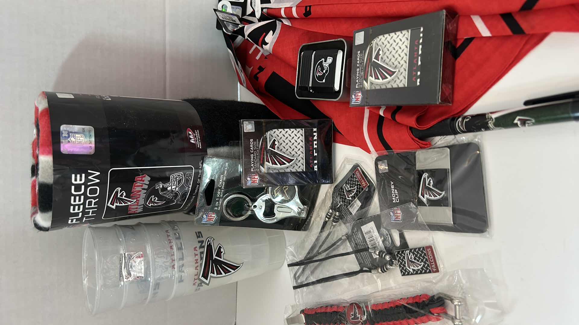 Photo 1 of NFL FAN GEAR - ATLANTA FALCONS