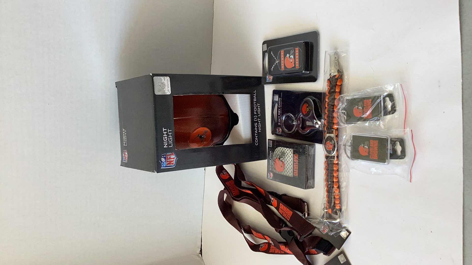 Photo 1 of NFL FAN GEAR BROWNS