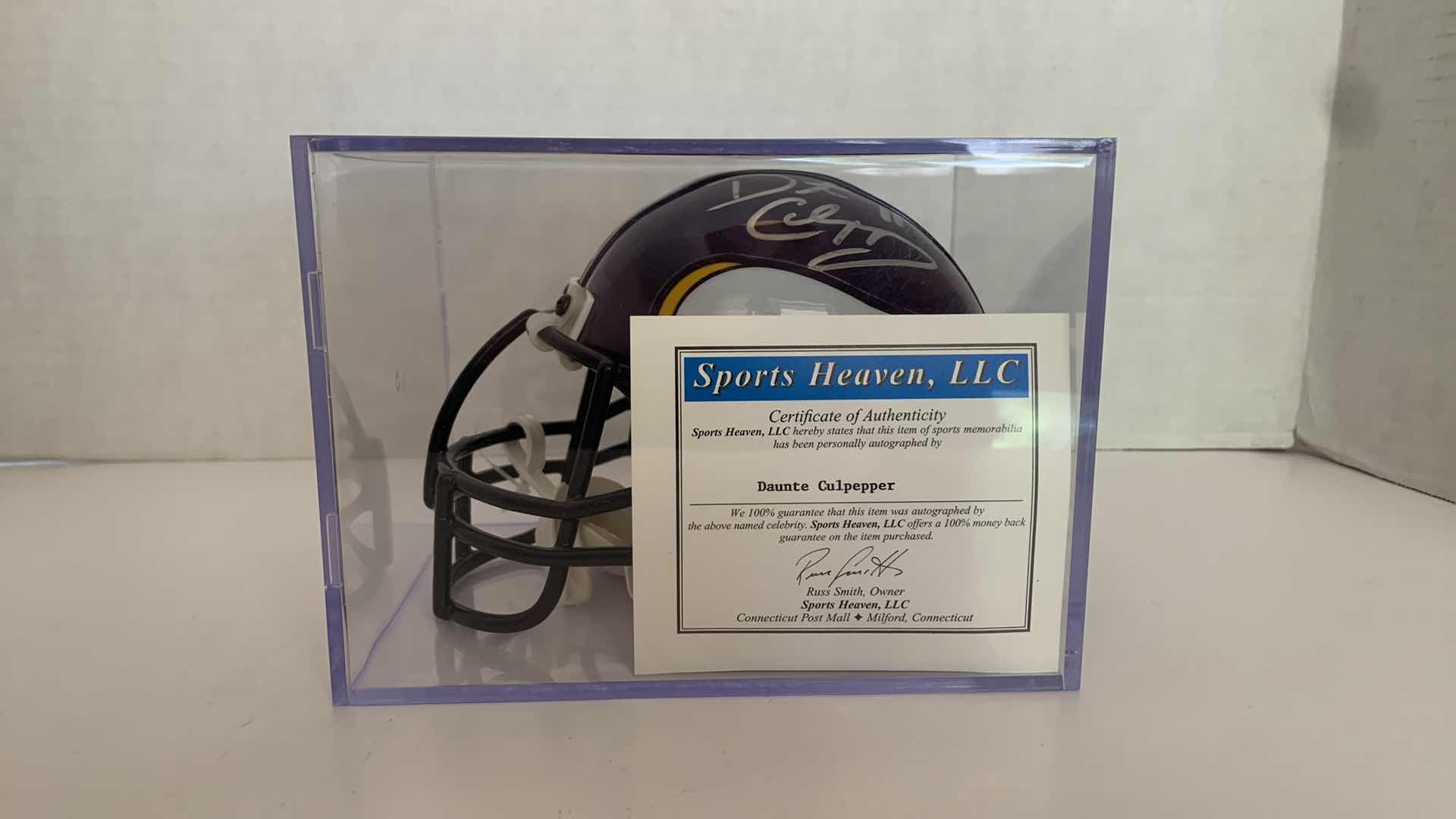 Photo 1 of DAUNTE CULPEPPER SIGNED MINI HELMET WITH COA