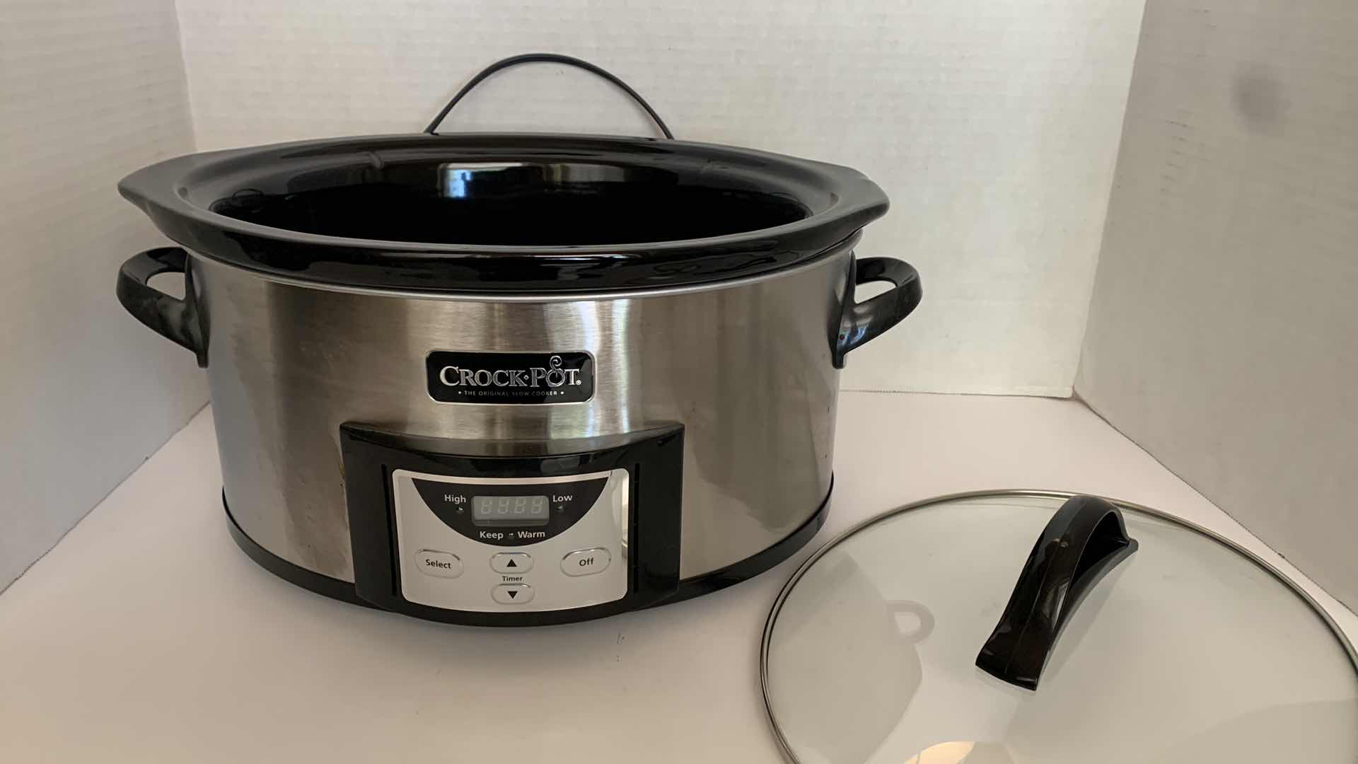 Photo 2 of CROCK POT SLOW COOKER AND LITTLE DIPPER WITH SET OF PLACEMATS AND CLOTH NAPKINS