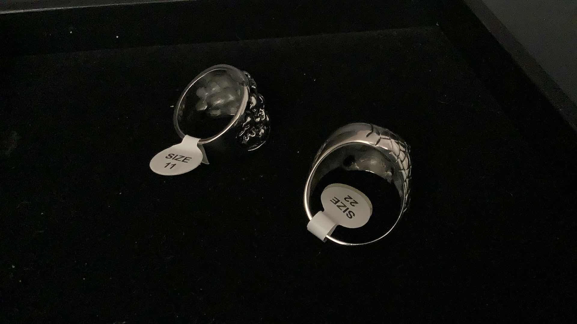 Photo 1 of 2 MEN RINGS SIZE 11