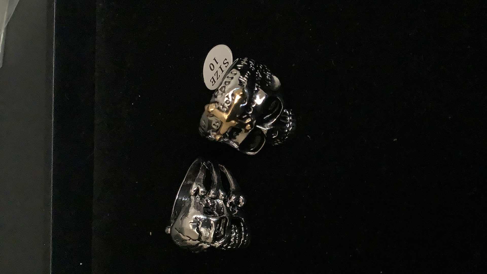 Photo 1 of 2 MEN RINGS SIZE 10