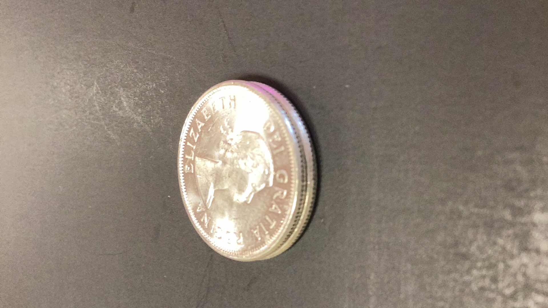 Photo 3 of 1961 CANADIAN QUARTERS 80% SILVER LOT OF TWO