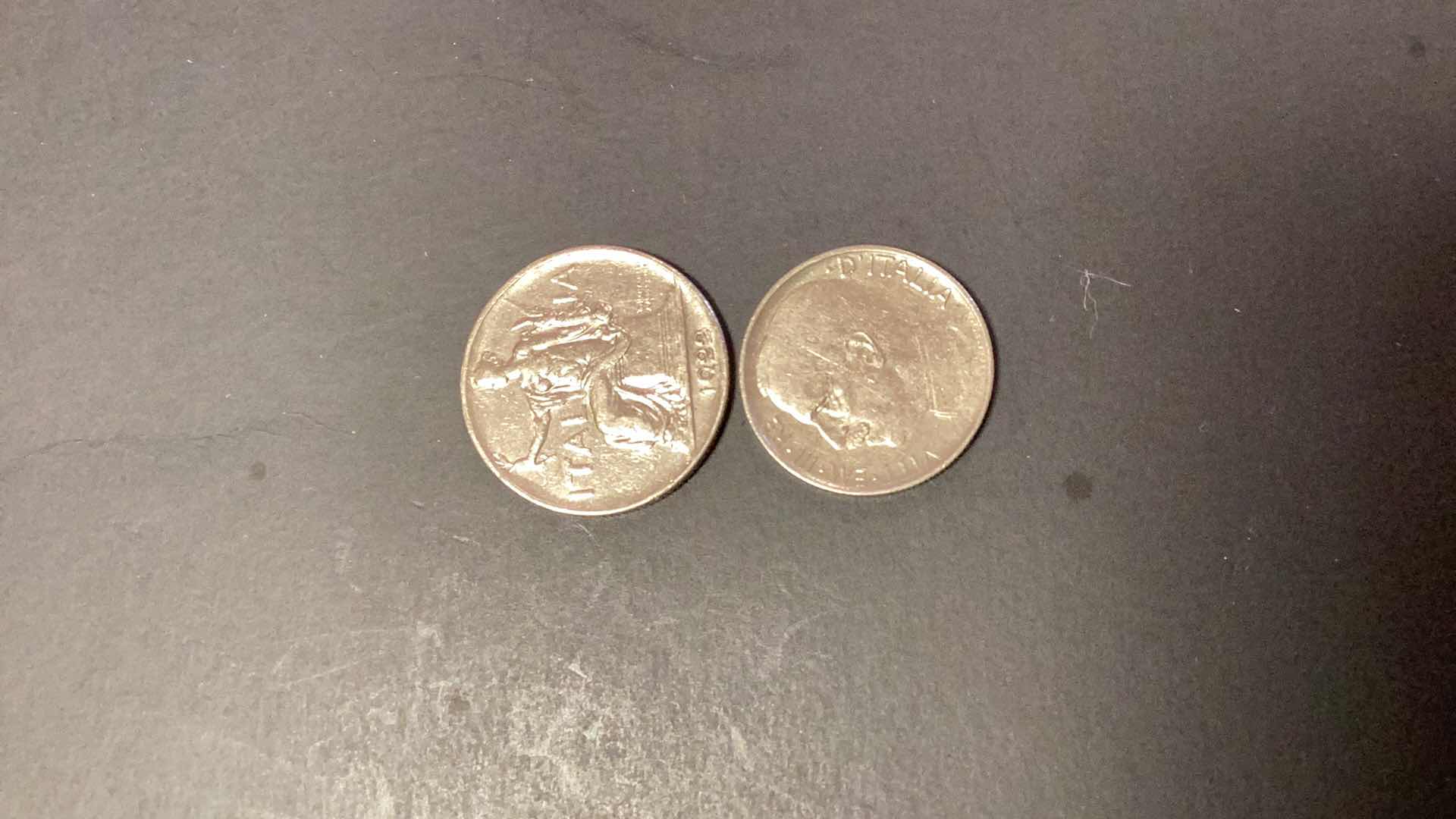 Photo 1 of 1922 ITALY BVONO DA L.1 AND 1925 ITALY 50 CENTIMES COINS