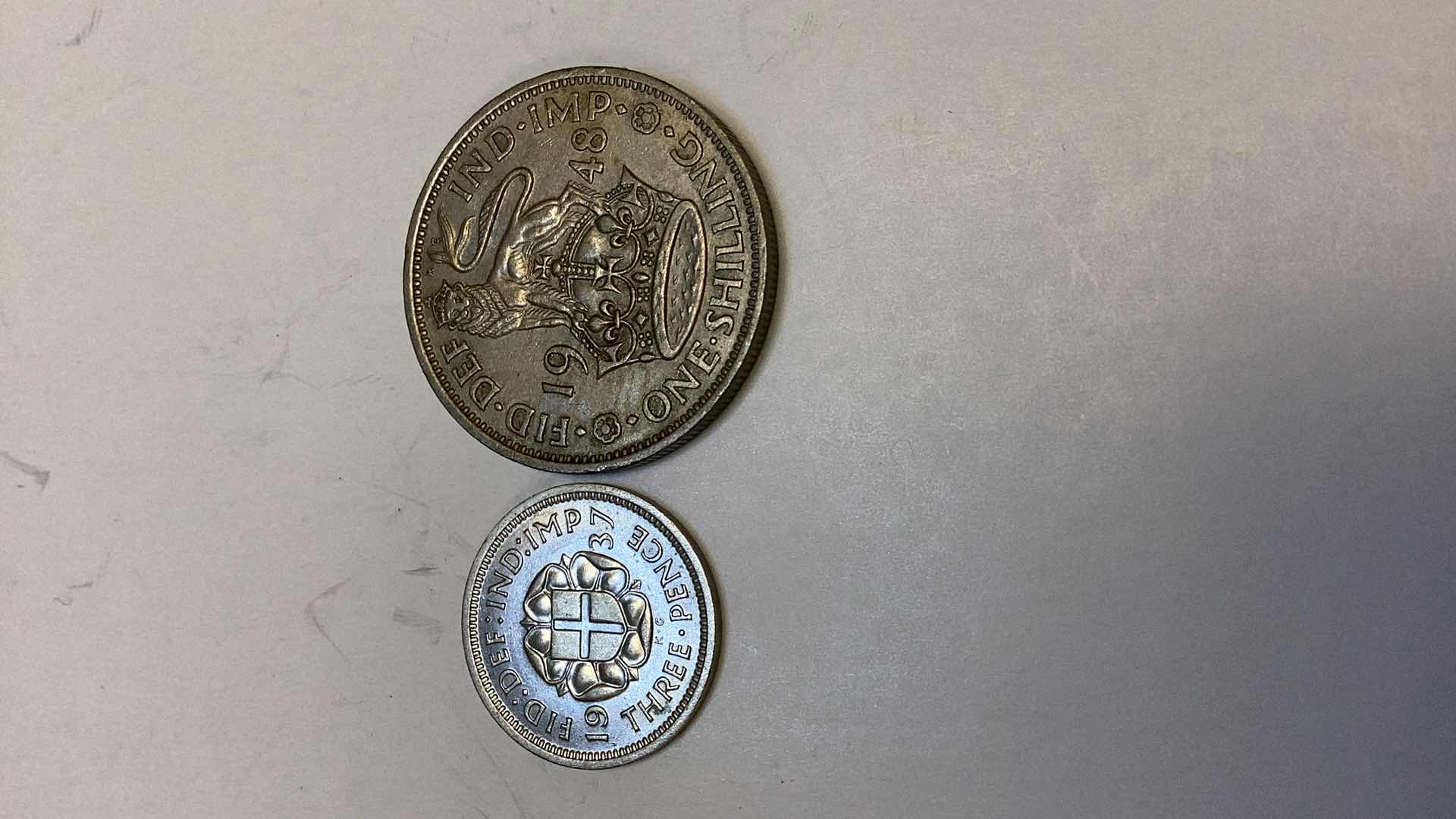 Photo 1 of GREAT BRITAIN 1937 3 PENCE, 1940 SITTING