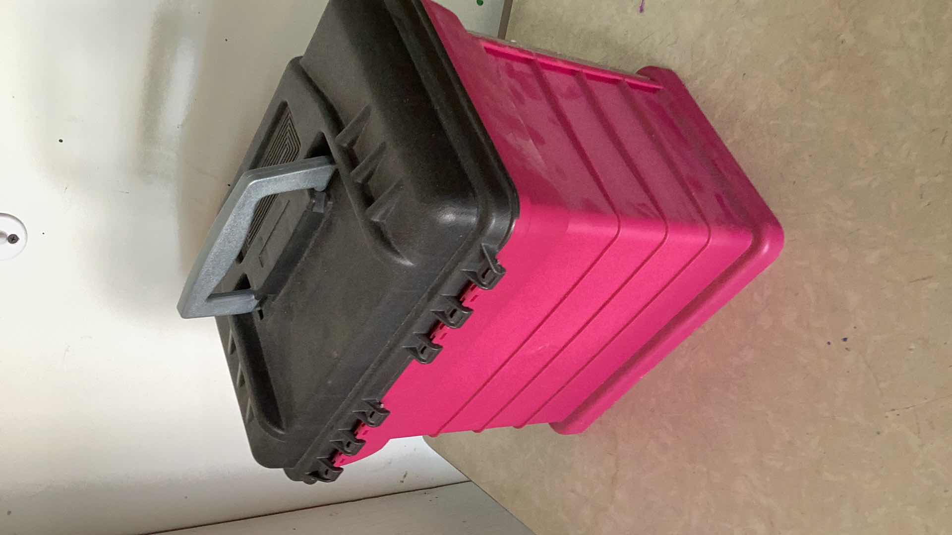 Photo 1 of CREATIVE OPTIONS GRAB AND GO CONTAINER