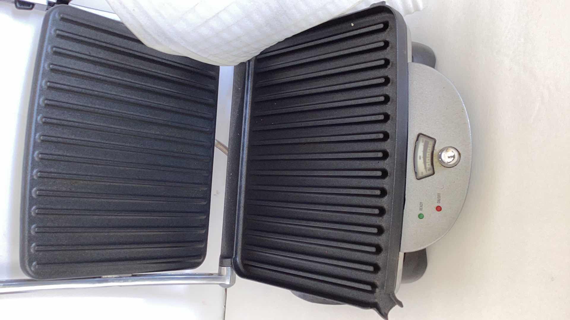 Photo 3 of DELONGHI PANINI MAKER