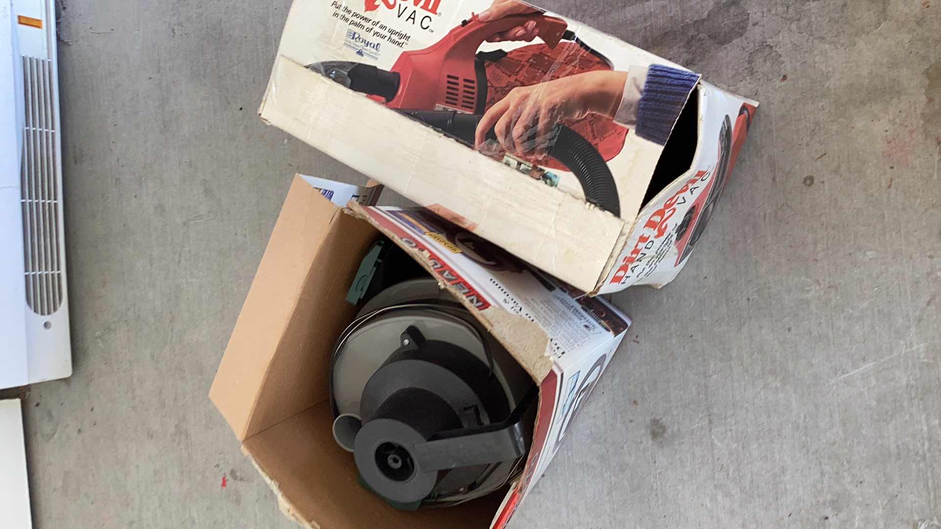 Photo 1 of DIRT DEVIL AND WET DRY VACUUM