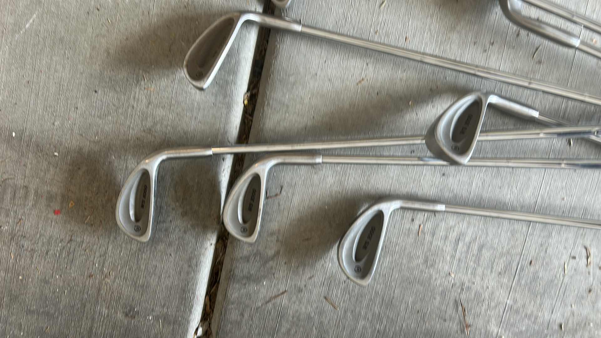 Photo 7 of SET OF GOLF CLUBS