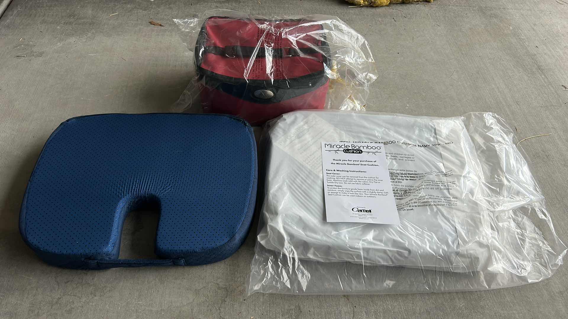 Photo 9 of 2 NEW MIRACLE BAMBOO SEAT CUSHIONS AND 1 NEW MANDALAY BAY COSMETIC BAG