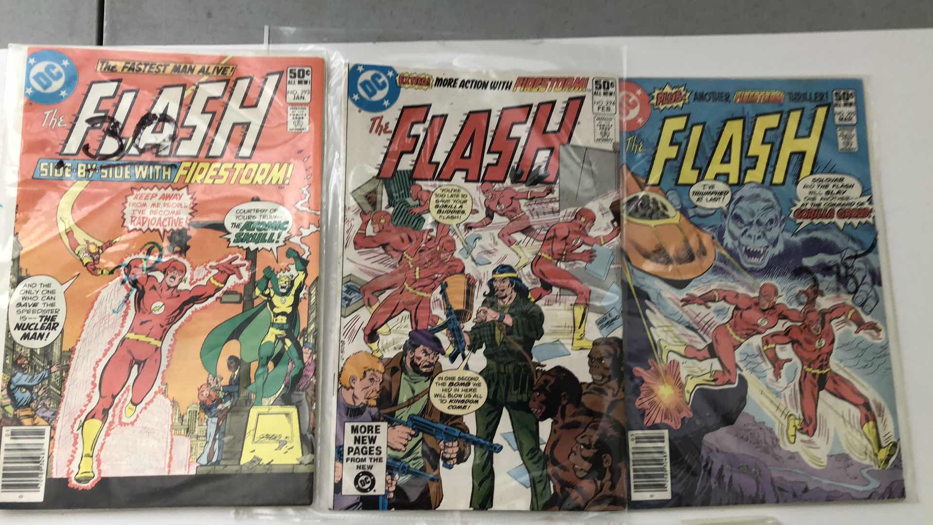 Photo 2 of DC COMICS FLASH #293,294,295,296,297